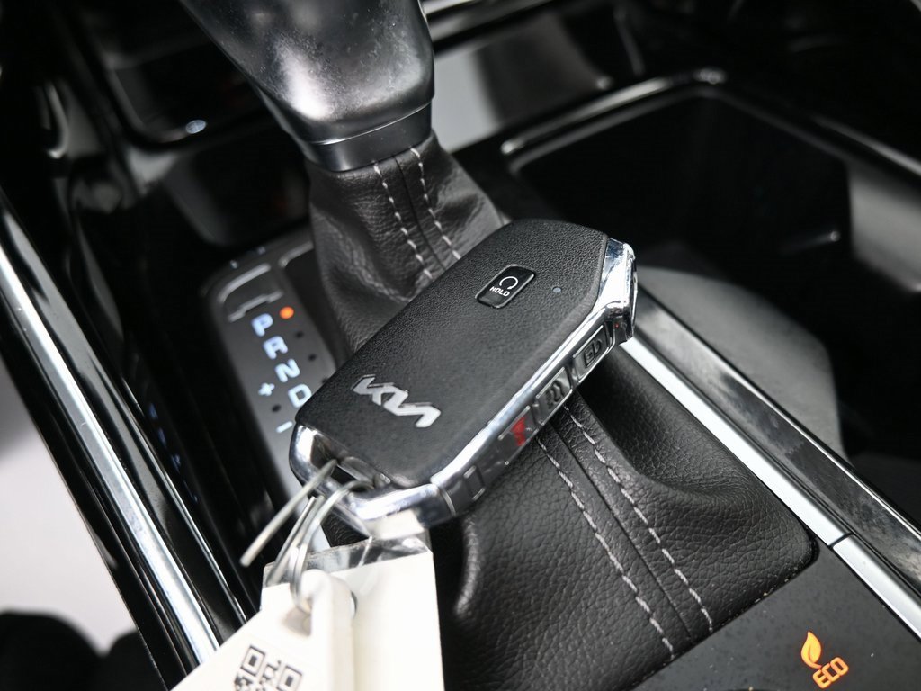 Used 2022 Kia Sorento SX Prestige image 15