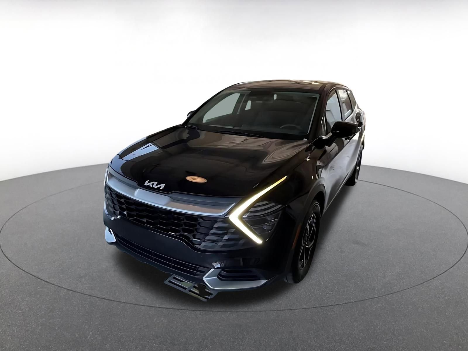 Used 2025 Kia Sportage LX image 10