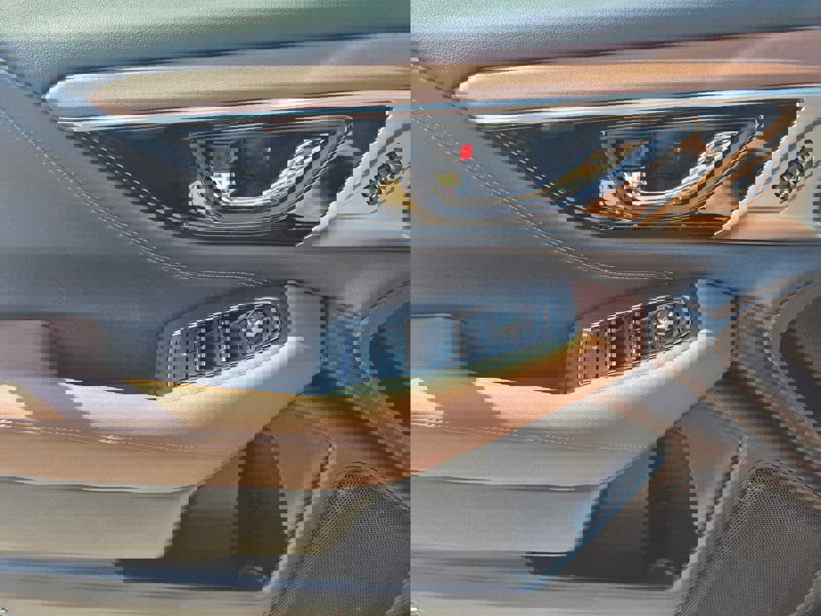 Used 2021 Subaru Outback Touring XT image 11