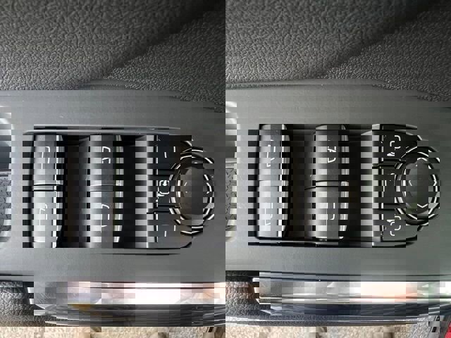 New 2026 Chevrolet Traverse RS image 21