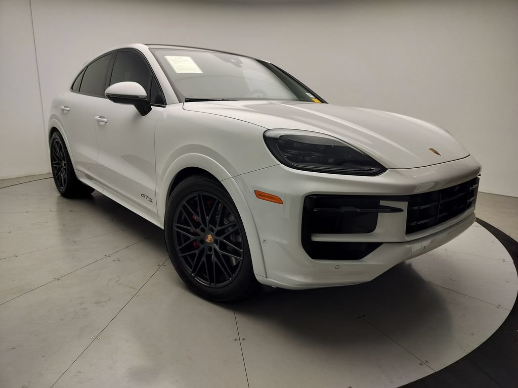 Certified 2025 Porsche Cayenne GTS AWD/4WD image 22