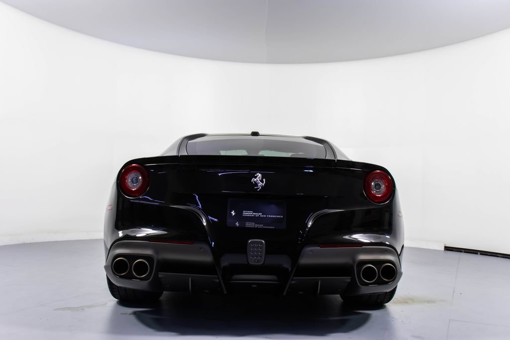 Used 2014 Ferrari F12 Berlinetta RWD image 21