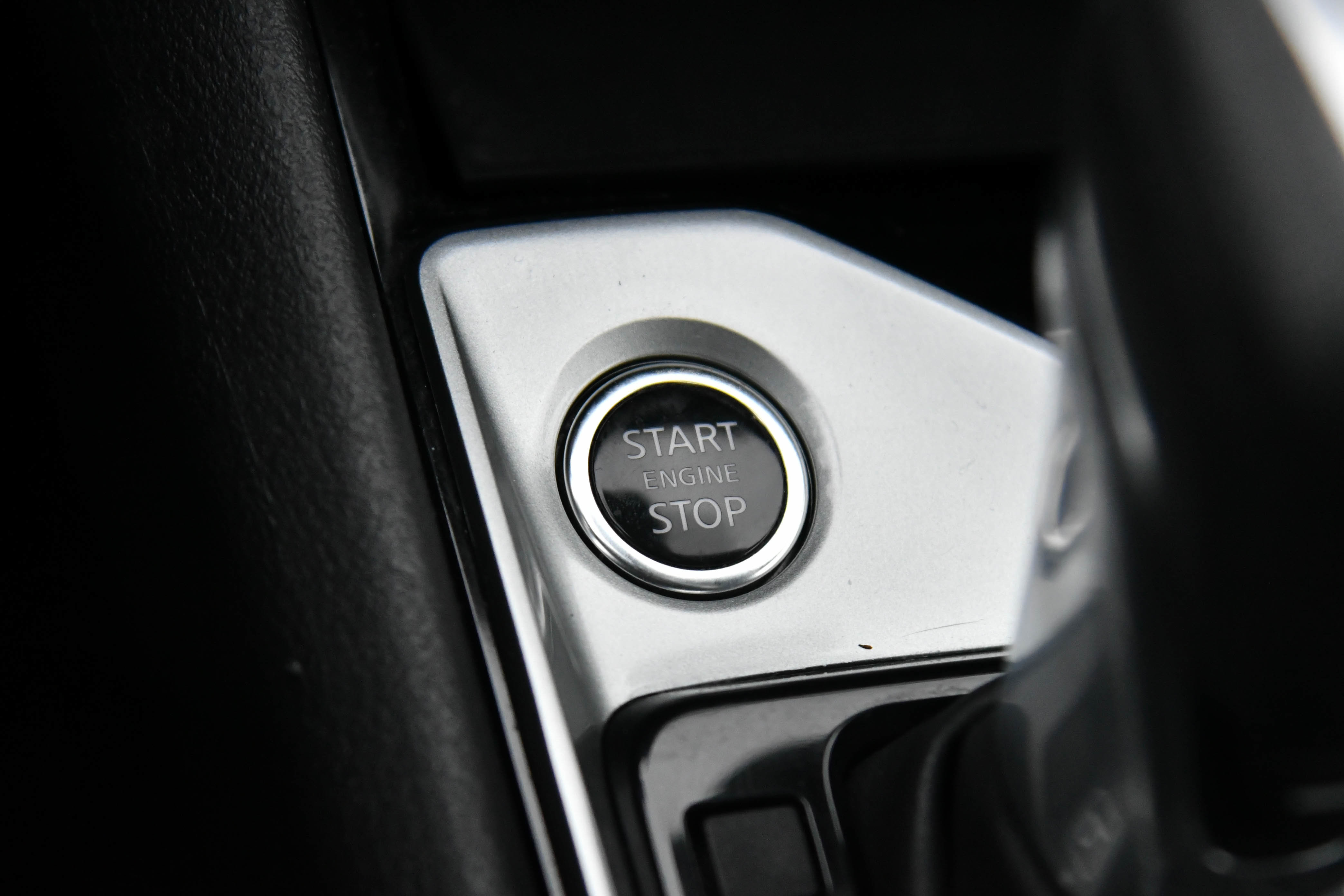 Used 2024 Nissan Altima 2.5 SV image 25