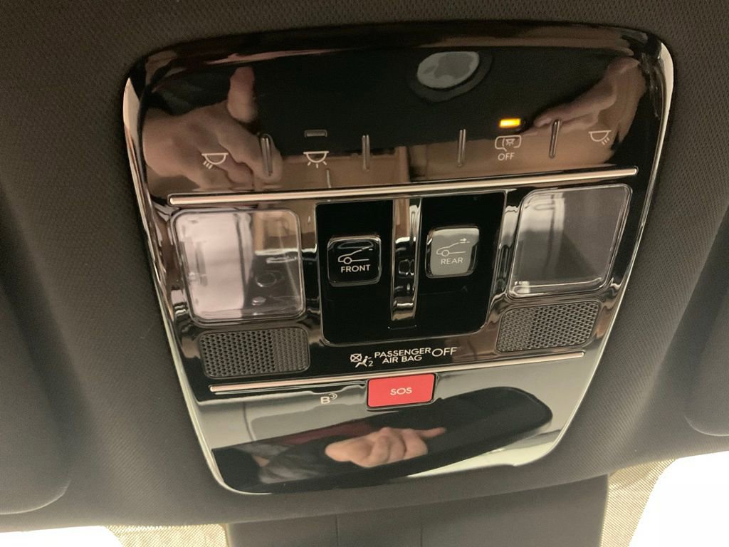 Used 2024 Hyundai Santa Fe Limited image 18