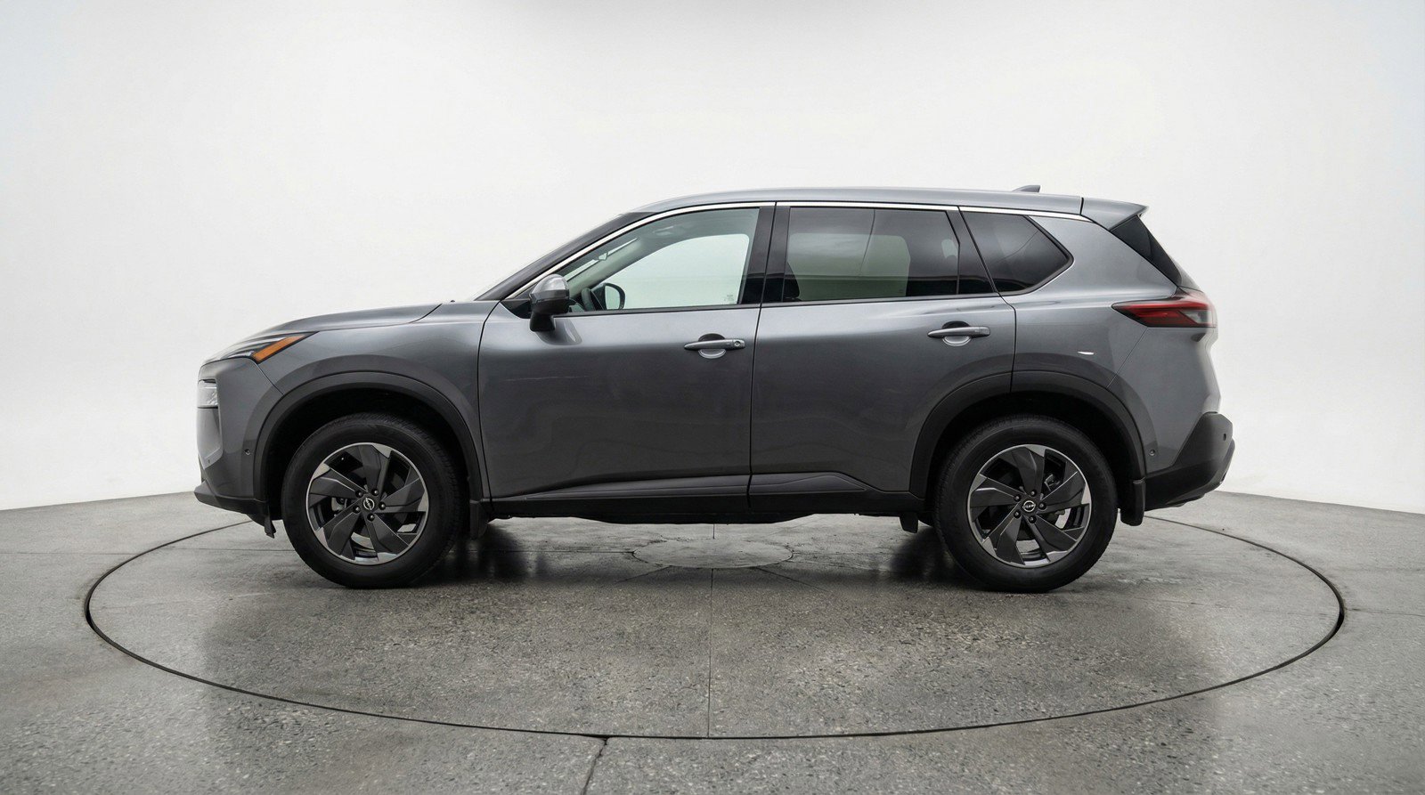 Used 2025 Nissan Rogue SV AWD/4WD image 5