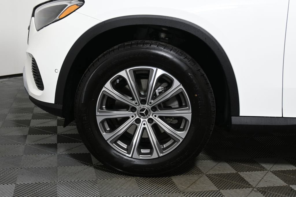 Used 2026 Mercedes-Benz GLC 300 4MATIC image 11