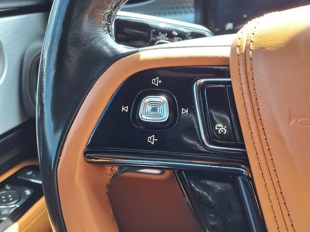 Certified 2023 Lincoln Aviator Black Label w/ Dynamic Handling Package AWD/4WD image 17