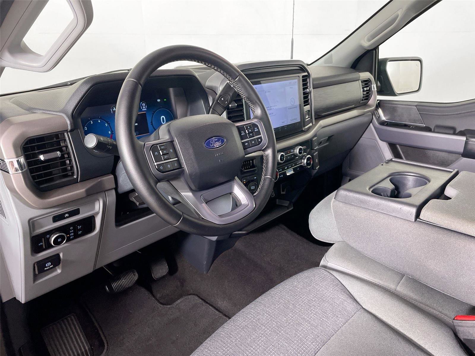 Used 2025 Ford F150 XLT w/ Equipment Group 301A Standard image 21