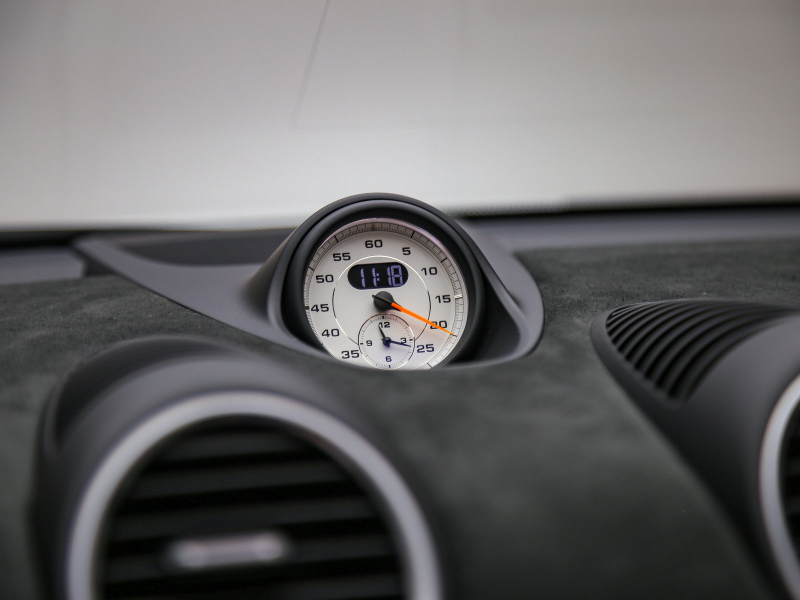 Certified 2025 Porsche 718 Boxster Spyder RS RWD image 26