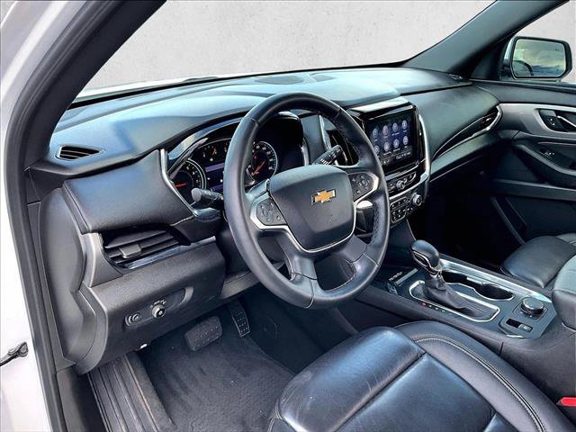 Used 2023 Chevrolet Traverse LT FWD image 14