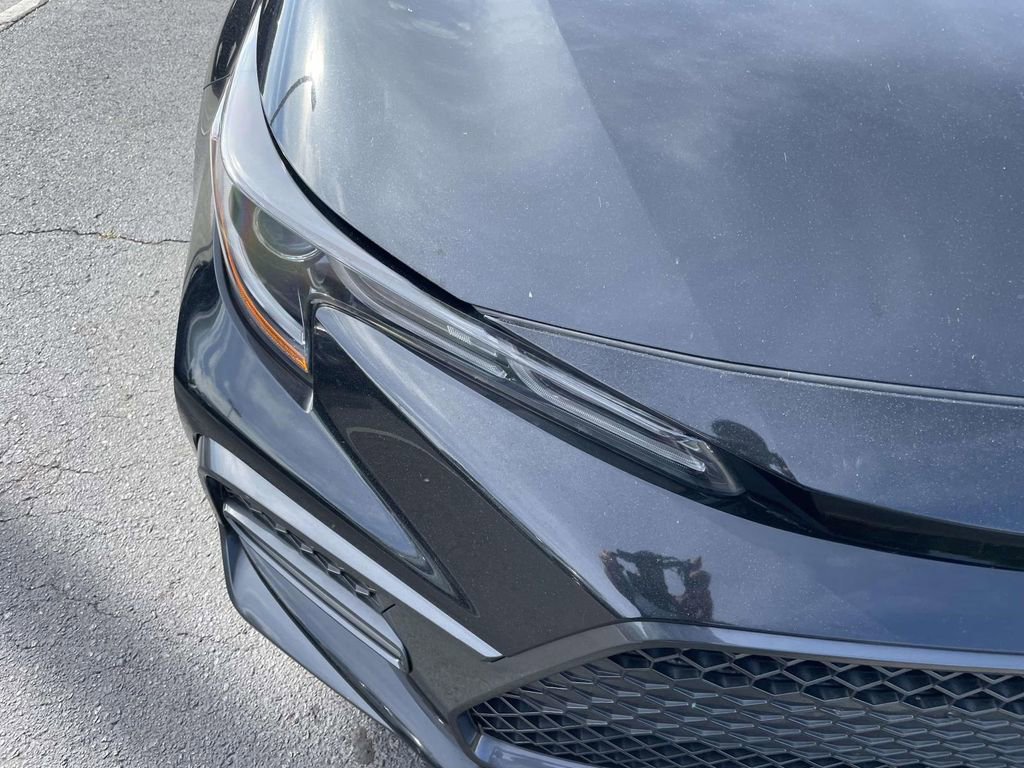 Used 2022 Toyota Corolla XSE image 16