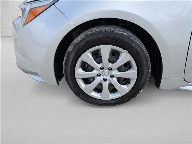 Certified 2025 Toyota Corolla LE image 22