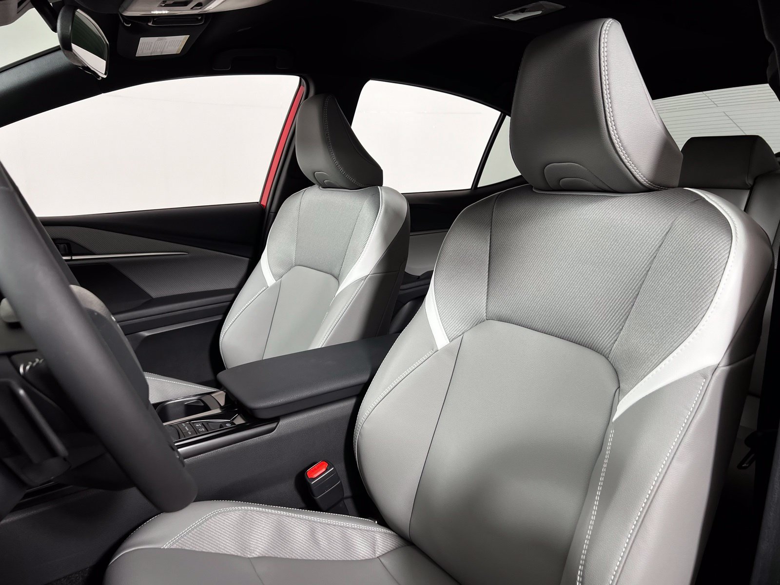 New 2027 Toyota Camry SE w/ Convenience Package FWD image 10
