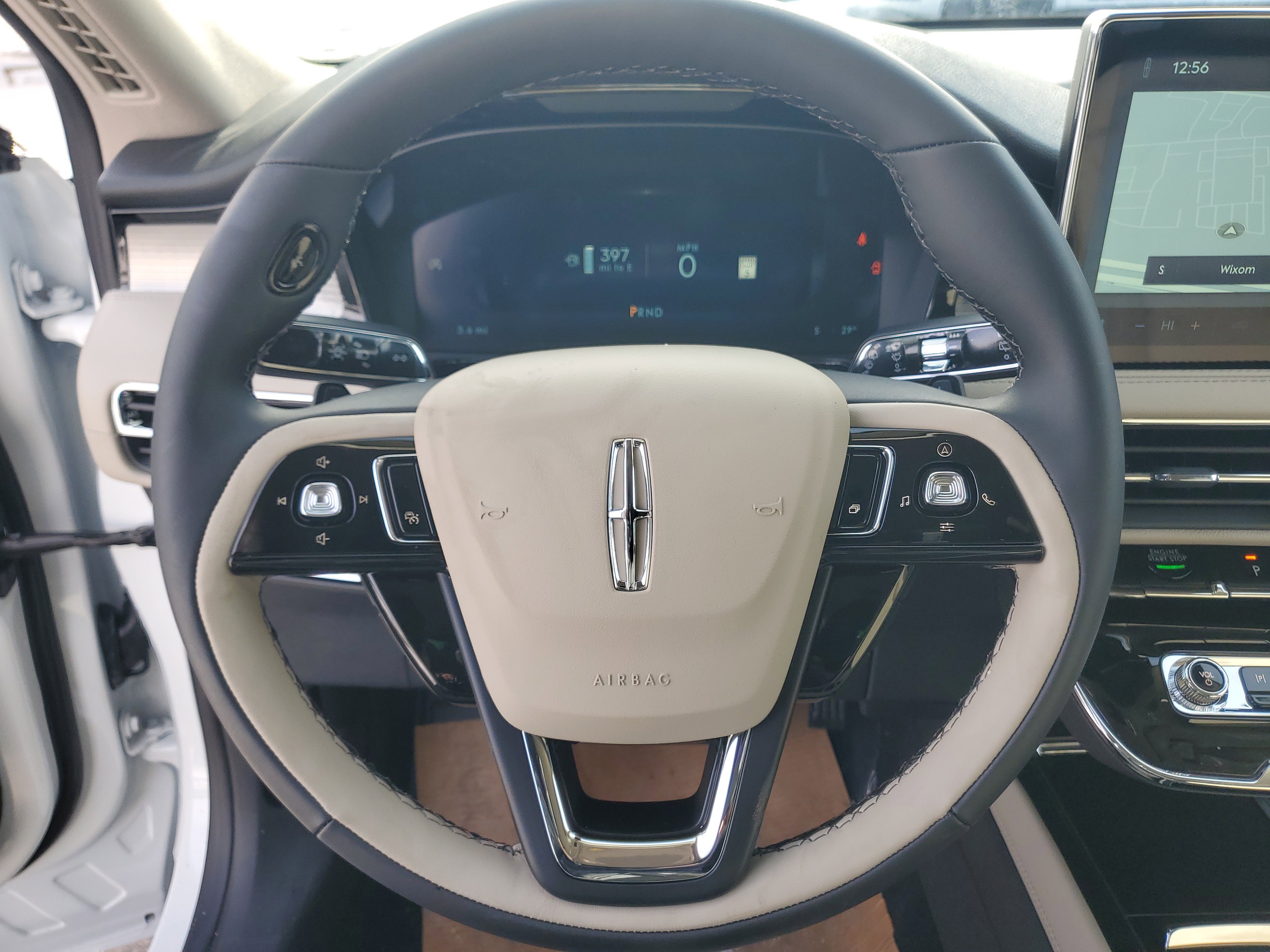 New 2026 Lincoln Corsair Premiere image 14