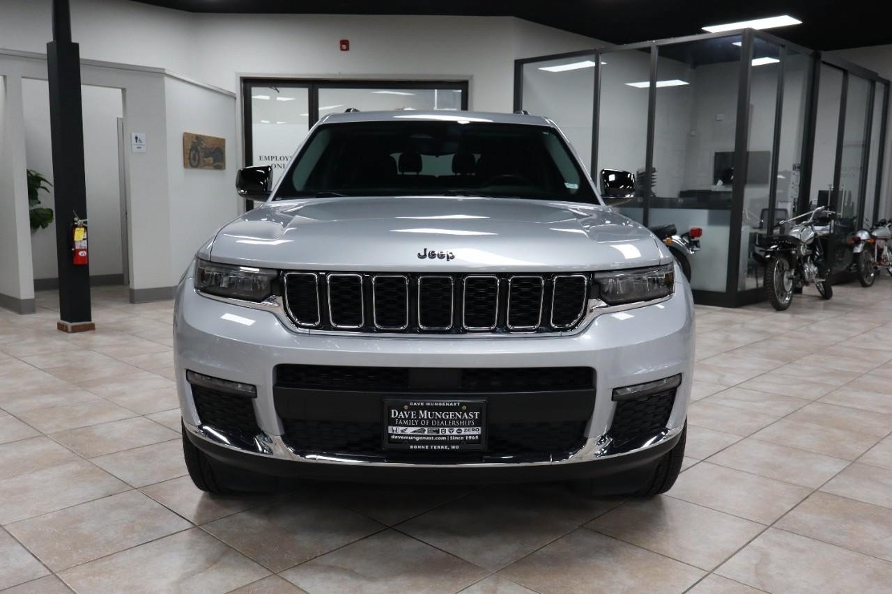 Used 2021 Jeep Grand Cherokee L Limited AWD/4WD image 8