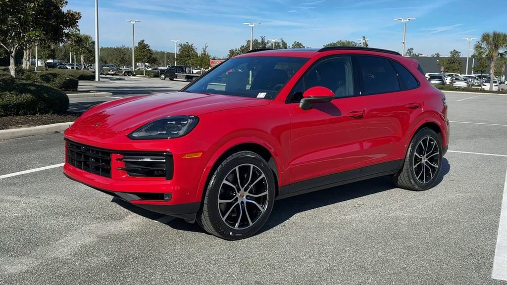New 2025 Porsche Cayenne image 4