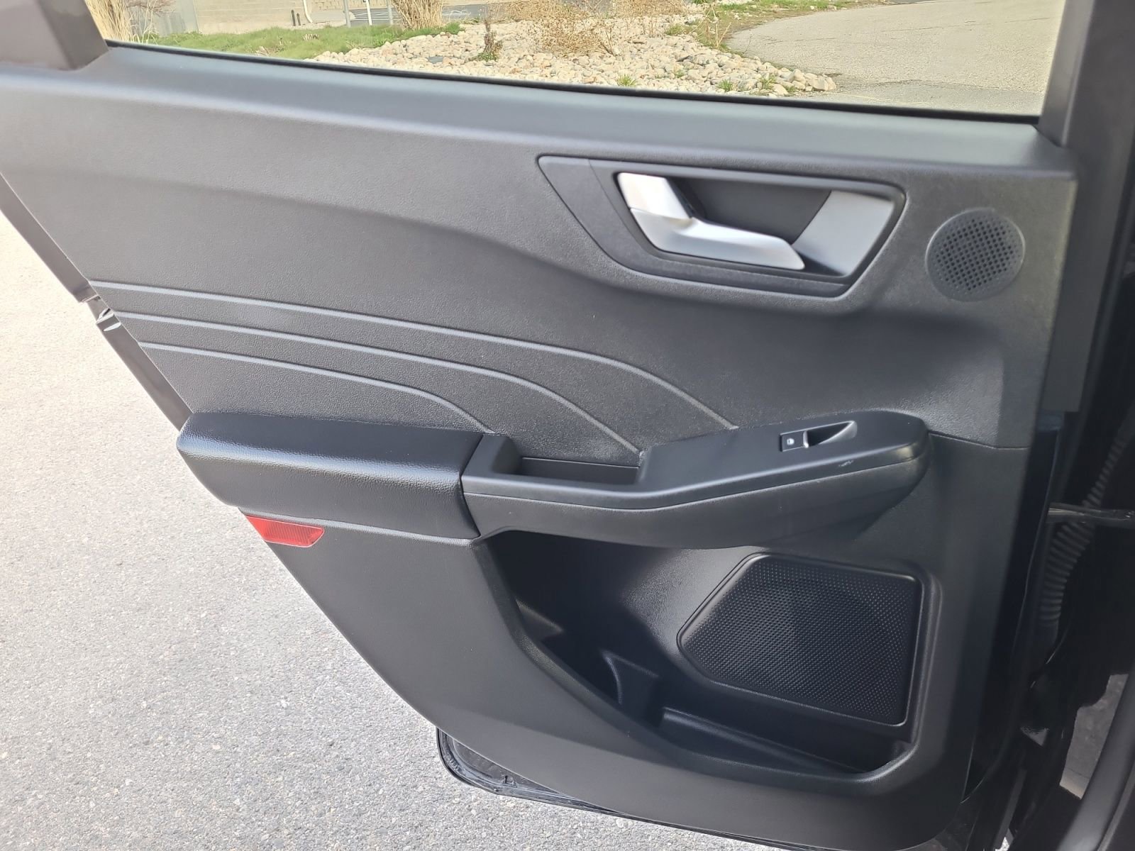 Used 2023 Ford Escape Platinum w/ Premium Technology Package image 31