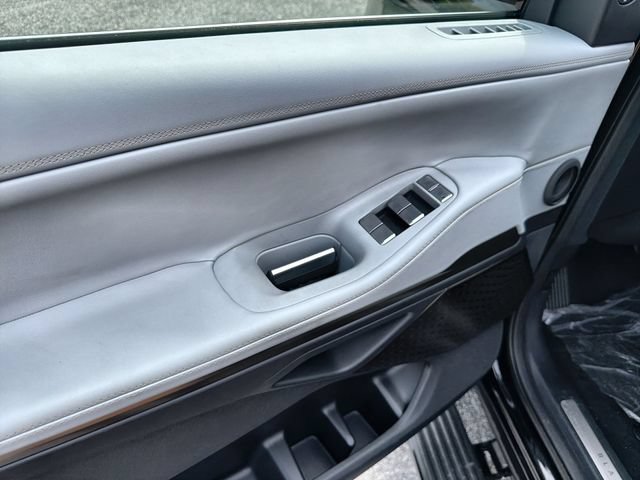 New 2027 Lincoln Navigator L Black Label AWD/4WD image 13