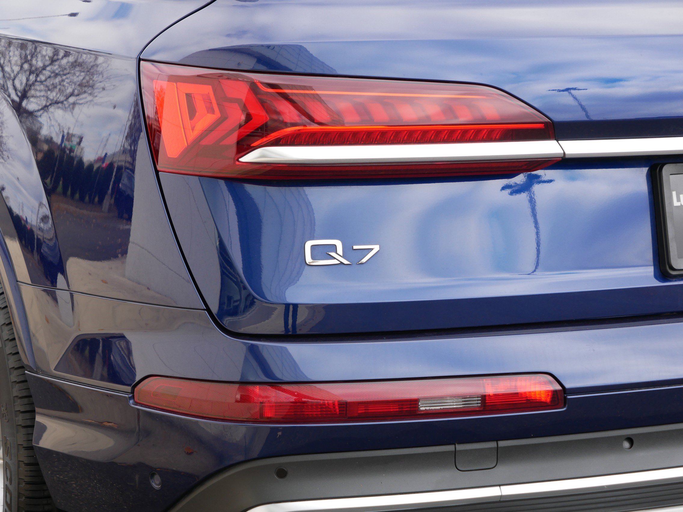 Used 2022 Audi Q7 Premium Plus w/ Premium Plus Package image 17