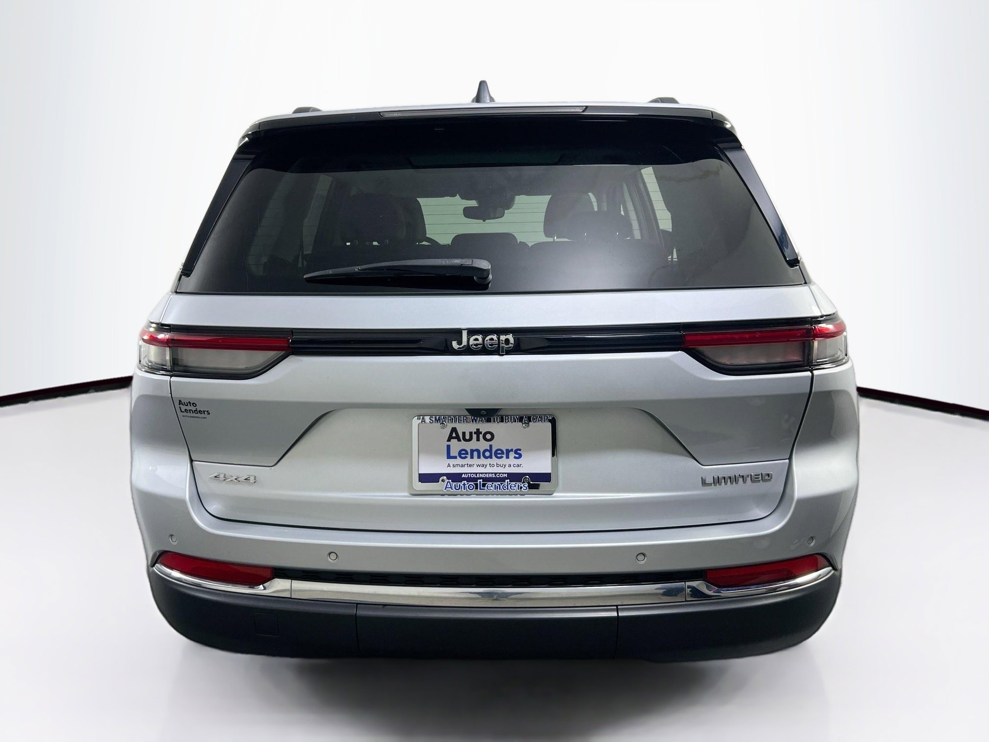 Used 2022 Jeep Grand Cherokee Limited image 6