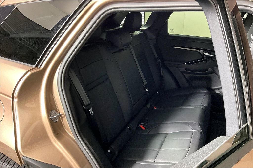 Used 2024 Land Rover Range Rover Evoque Dynamic SE image 26