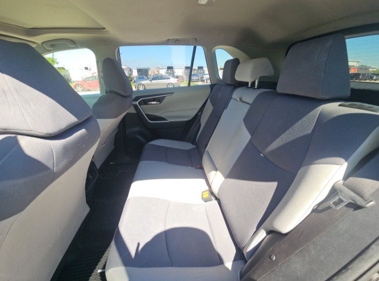 Used 2019 Toyota RAV4 XLE w/ Convenience Package AWD/4WD image 11