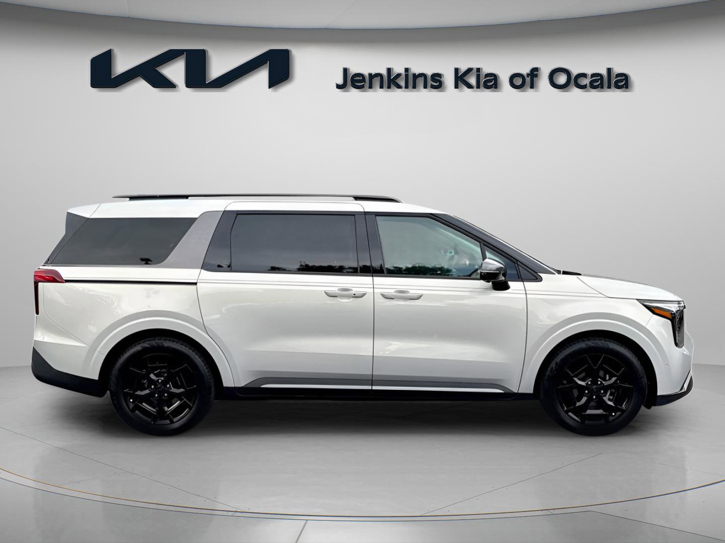 New 2025 Kia Carnival SX Prestige image 4