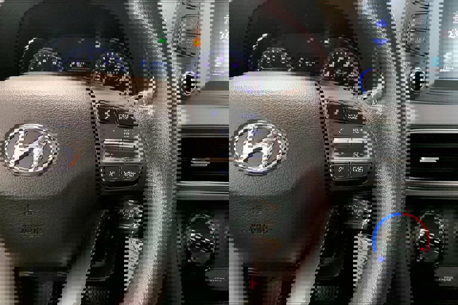 Used 2019 Hyundai Kona SE image 23