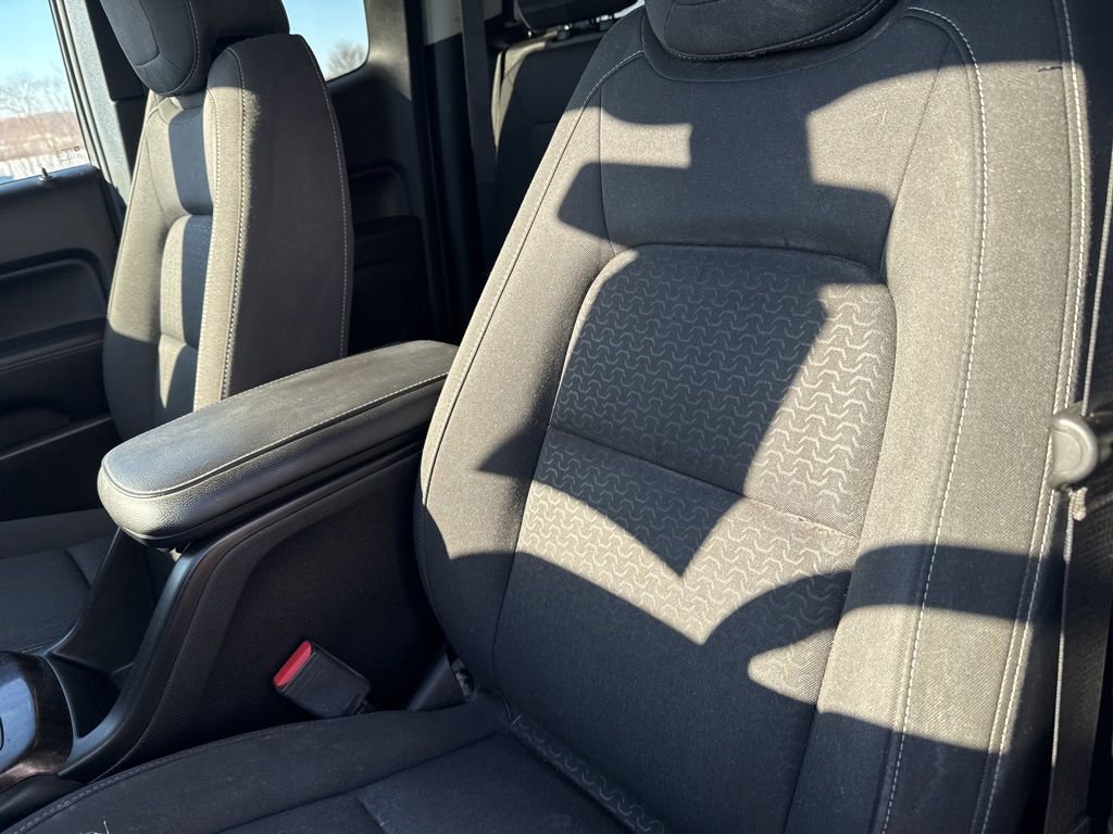 Certified 2017 GMC Canyon SLE w/ SLE Convenience Package image 13