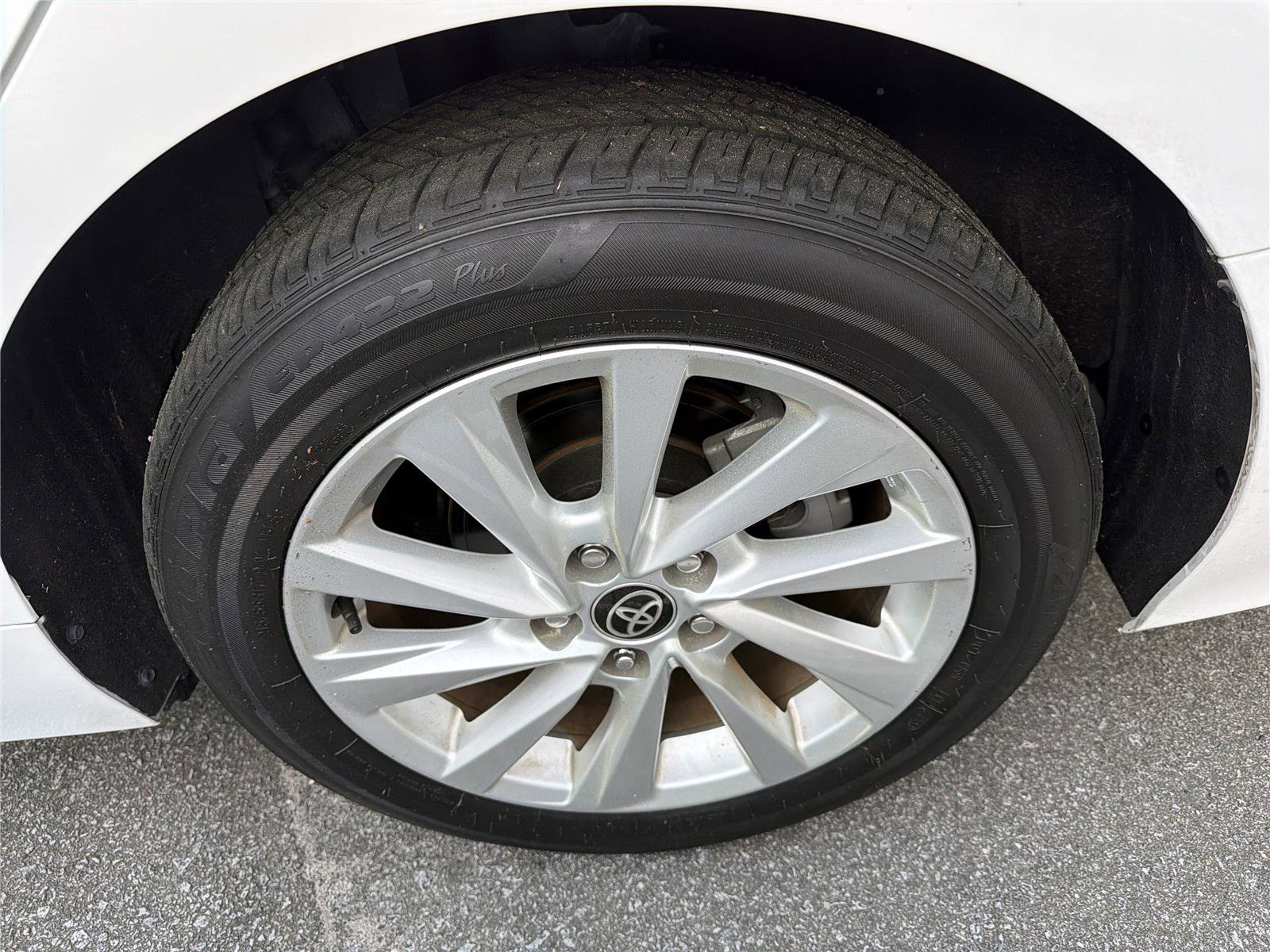 Used 2024 Toyota Camry LE image 15