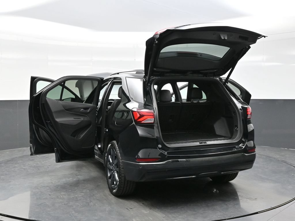 Used 2023 Chevrolet Equinox RS w/ RS Leather Package AWD/4WD image 43