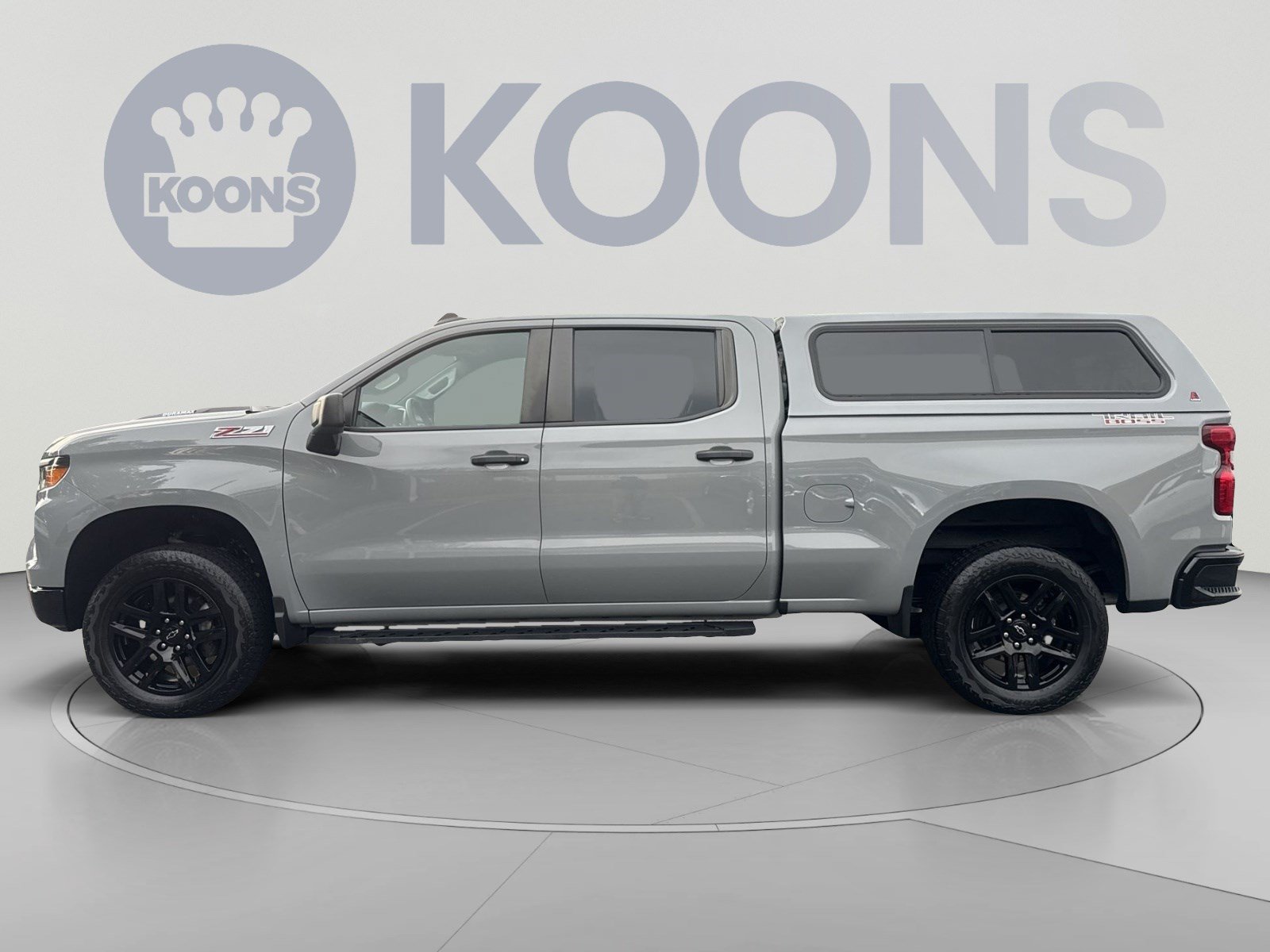 Used 2024 Chevrolet Silverado 1500 Custom Trail Boss AWD/4WD image 2