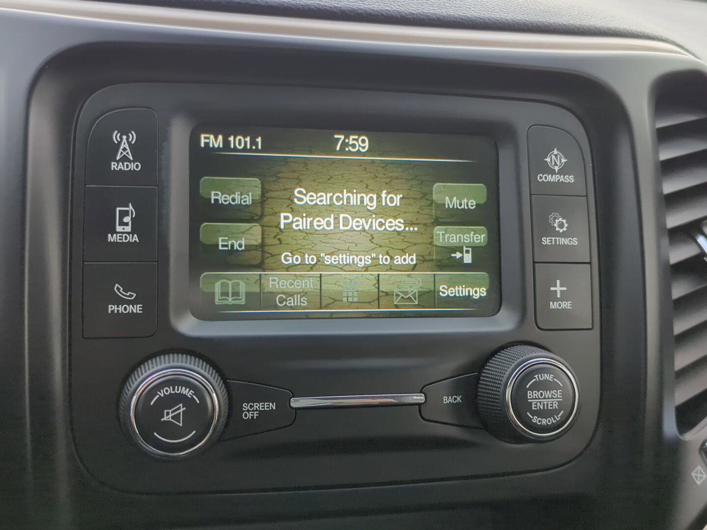 Used 2015 Jeep Cherokee Sport w/ Sport Appearance Group image 22