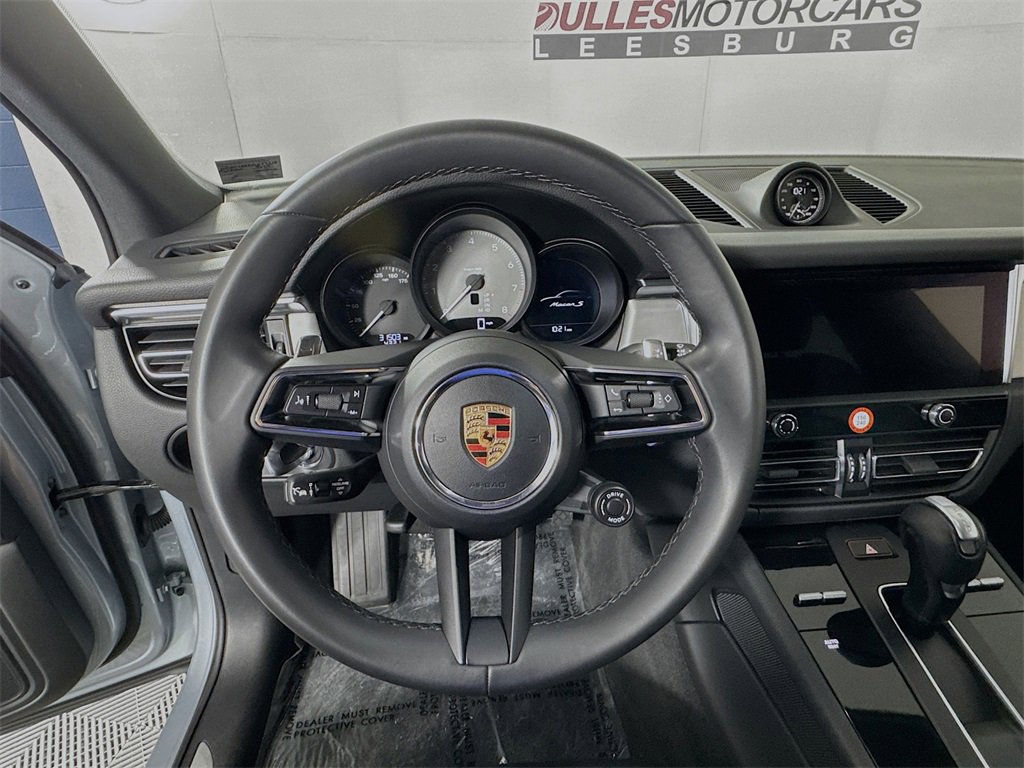 Used 2023 Porsche Macan S image 11