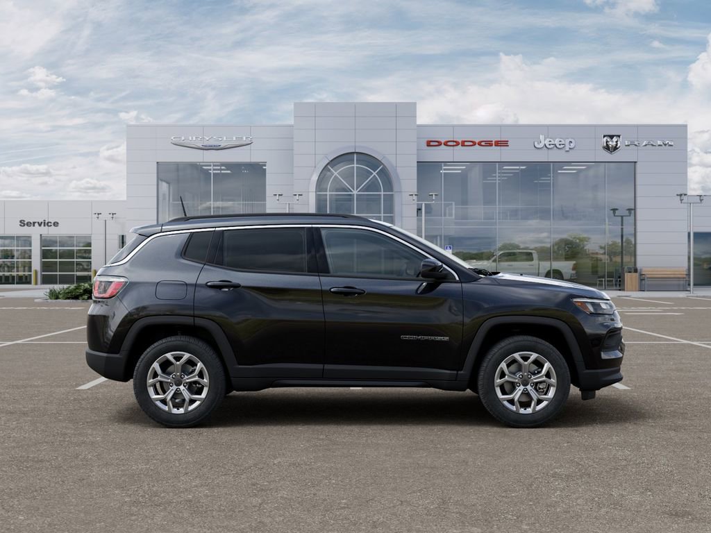New 2026 Jeep Compass Latitude image 22