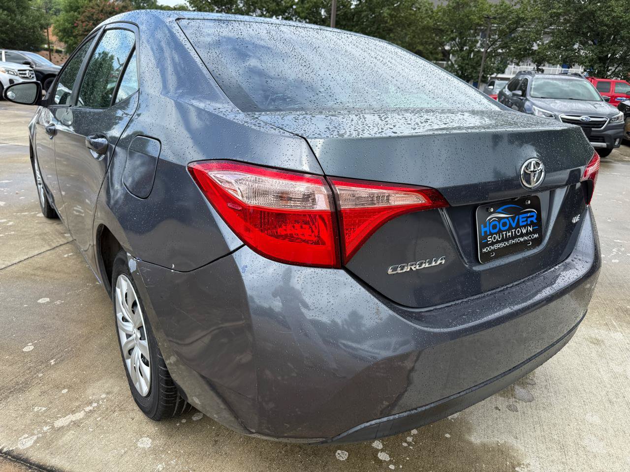 Used 2015 Toyota Corolla LE FWD image 3