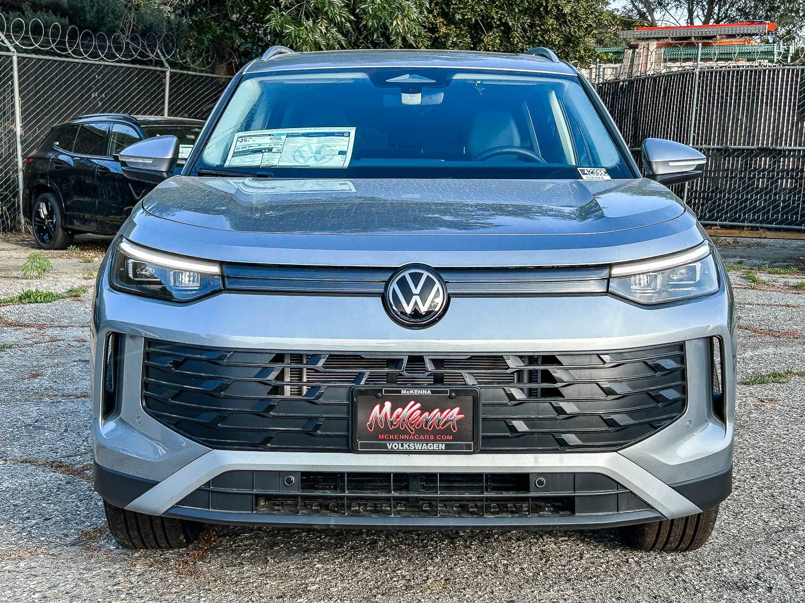 New 2026 Volkswagen Tiguan SE AWD/4WD image 2