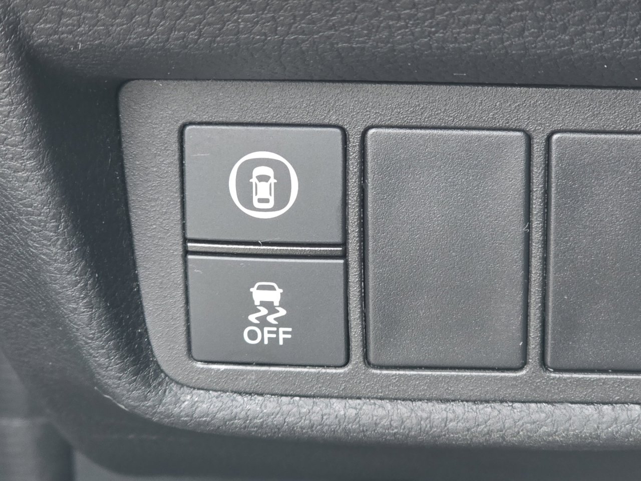 Certified 2018 Honda Accord EX-L image 10