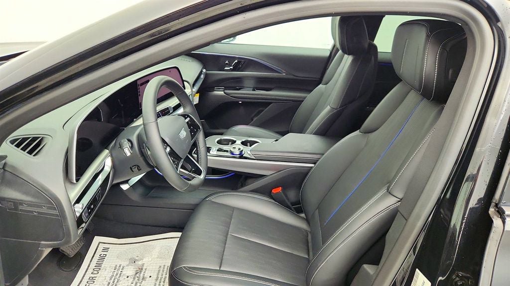 Used 2024 Cadillac Lyriq Luxury RWD image 18