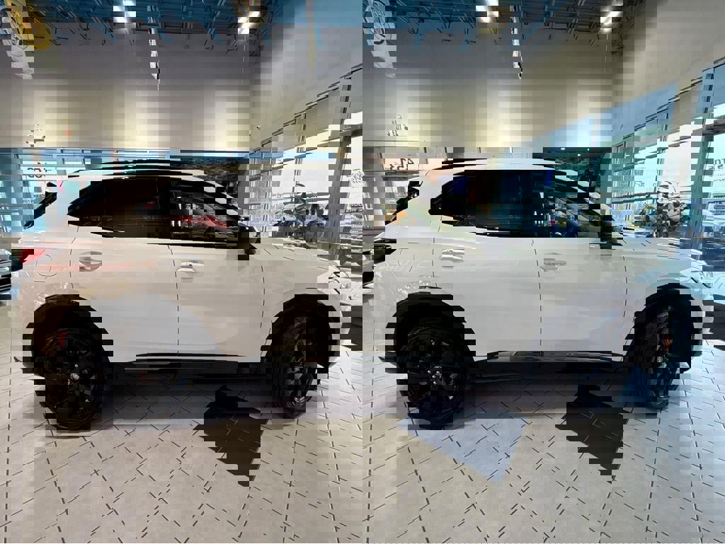 Used 2023 Buick Envision Essence w/ Sport Touring Package image 14