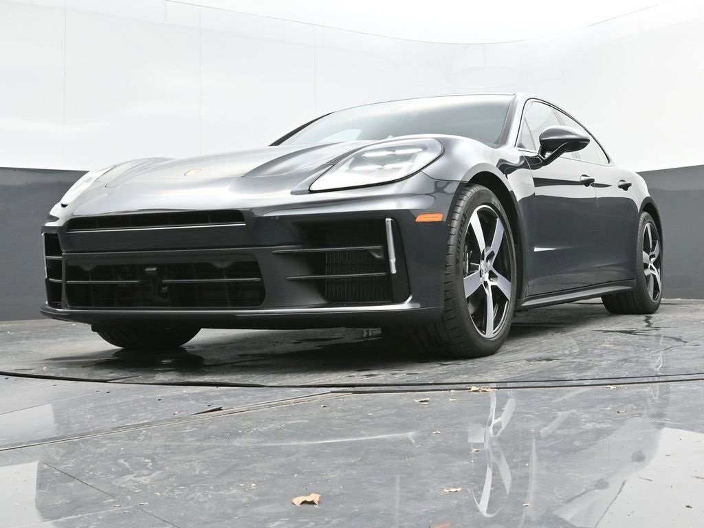 New 2025 Porsche Panamera image 32
