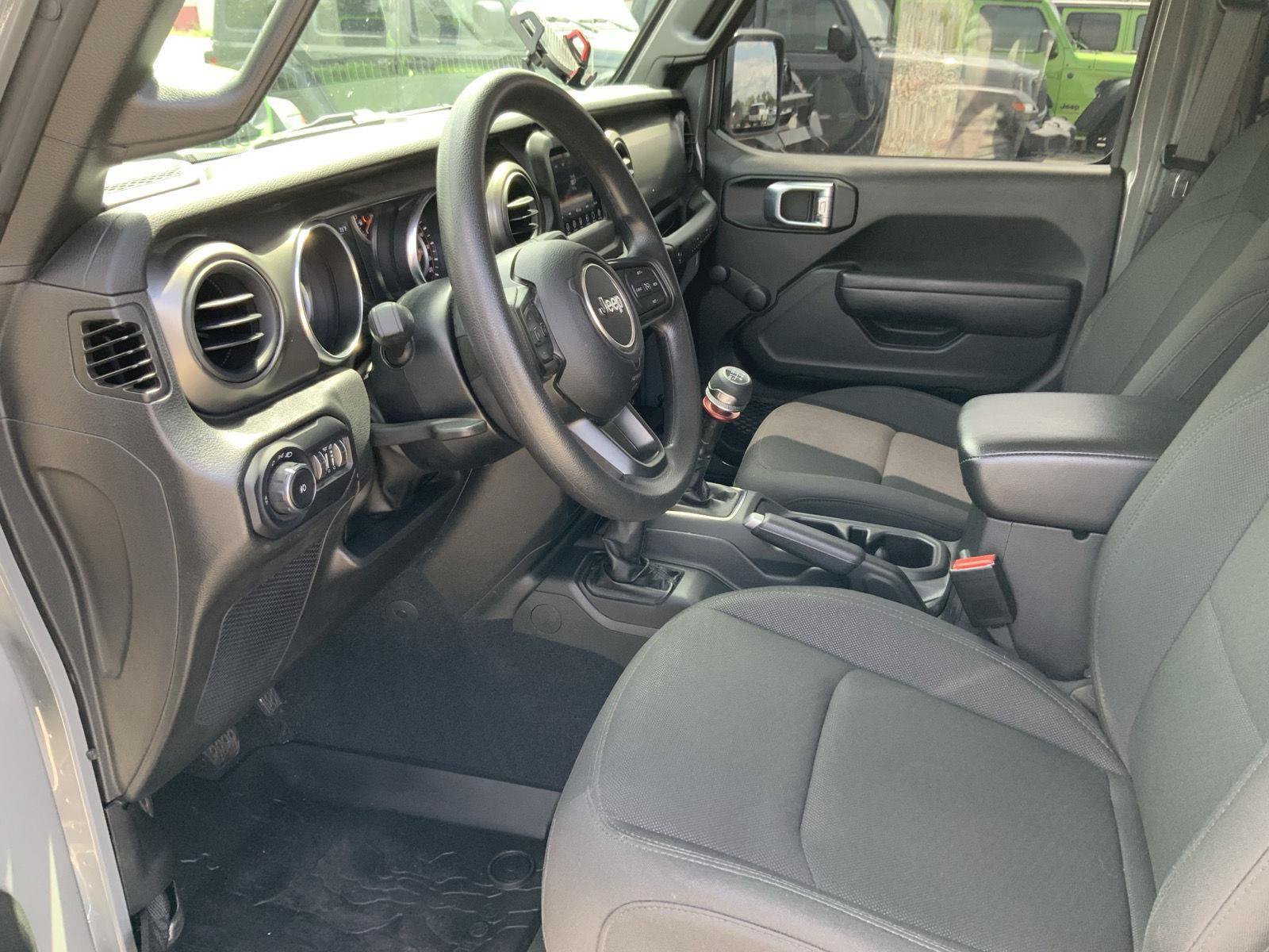 Used 2022 Jeep Wrangler Unlimited Sport AWD/4WD image 24