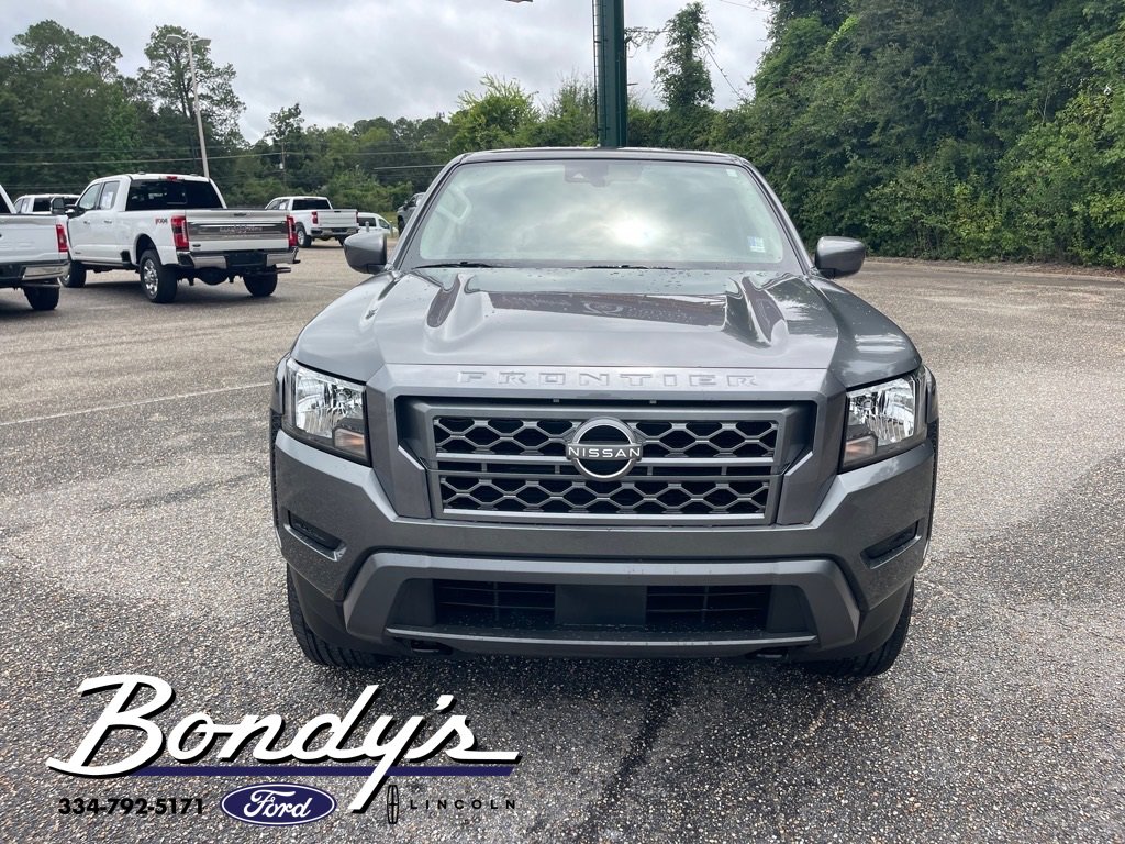 Used 2023 Nissan Frontier SV w/ Tow Package image 3