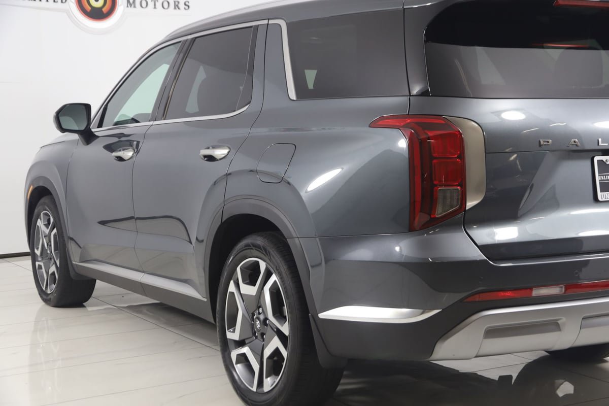 Used 2023 Hyundai Palisade Limited w/ Cargo Package AWD/4WD image 25