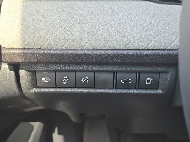 Used 2026 Toyota Camry XLE image 25