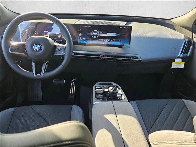 New 2026 BMW iX xDrive60 image 15
