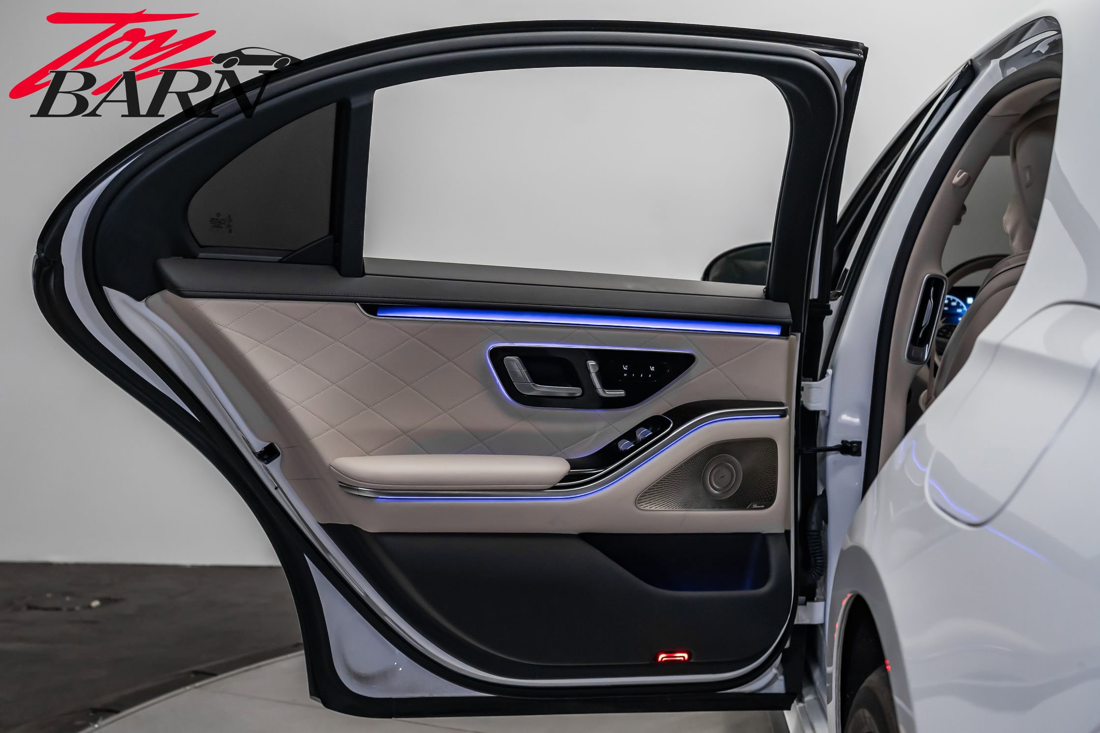 Used 2024 Mercedes-Benz S 580e 4MATIC Sedan image 41