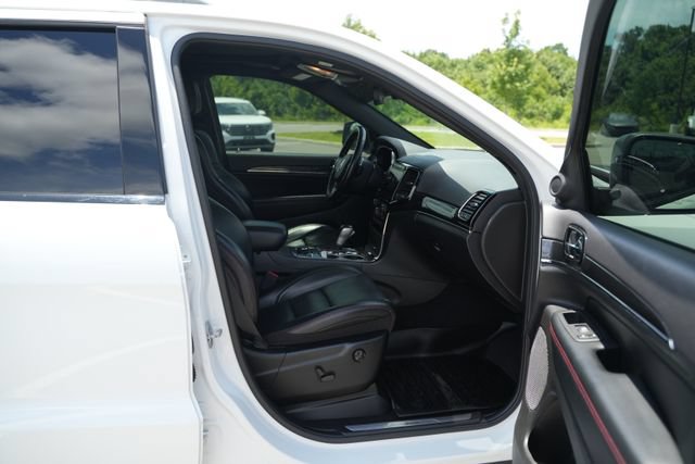 Used 2021 Jeep Grand Cherokee Trailhawk w/ Trailhawk Luxury Group AWD/4WD image 21