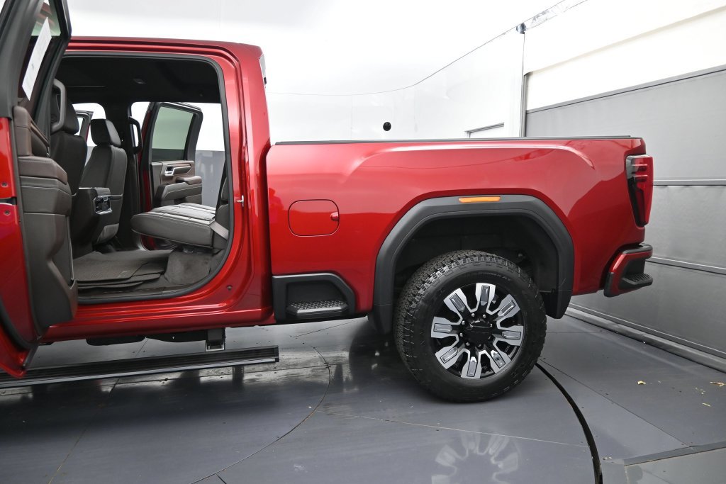 Certified 2024 GMC Sierra 2500 Denali w/ Denali Reserve Package AWD/4WD image 12