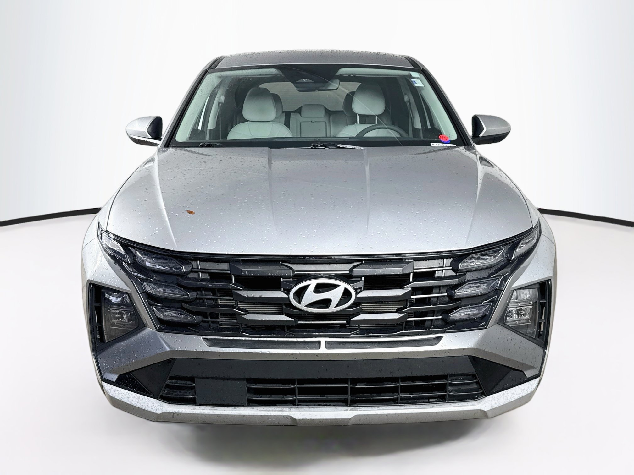 Used 2025 Hyundai Tucson SE FWD image 3